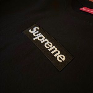 Supreme FW18 Box Logo Crewneck